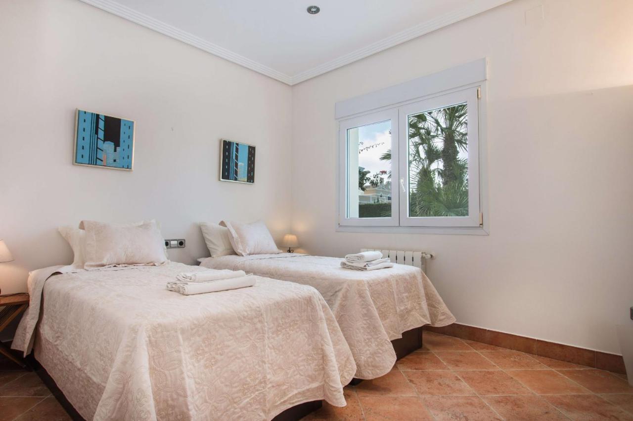 Villa Yoko - Plusholidays Калпе Екстериор снимка